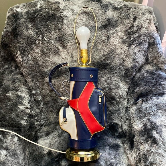 Vintage 1970's Red White Blue Golf Club Bag Table Lamp - Picture 1 of 16